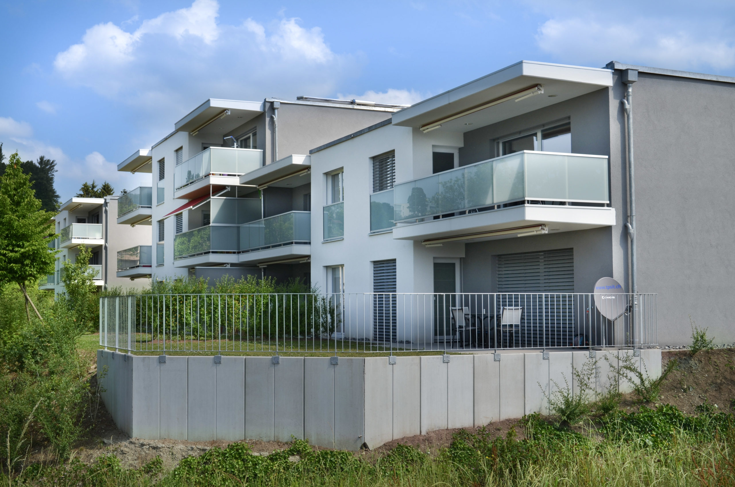 Cinq immeubles — La Tour-de-Peilz (VD) · En Sully